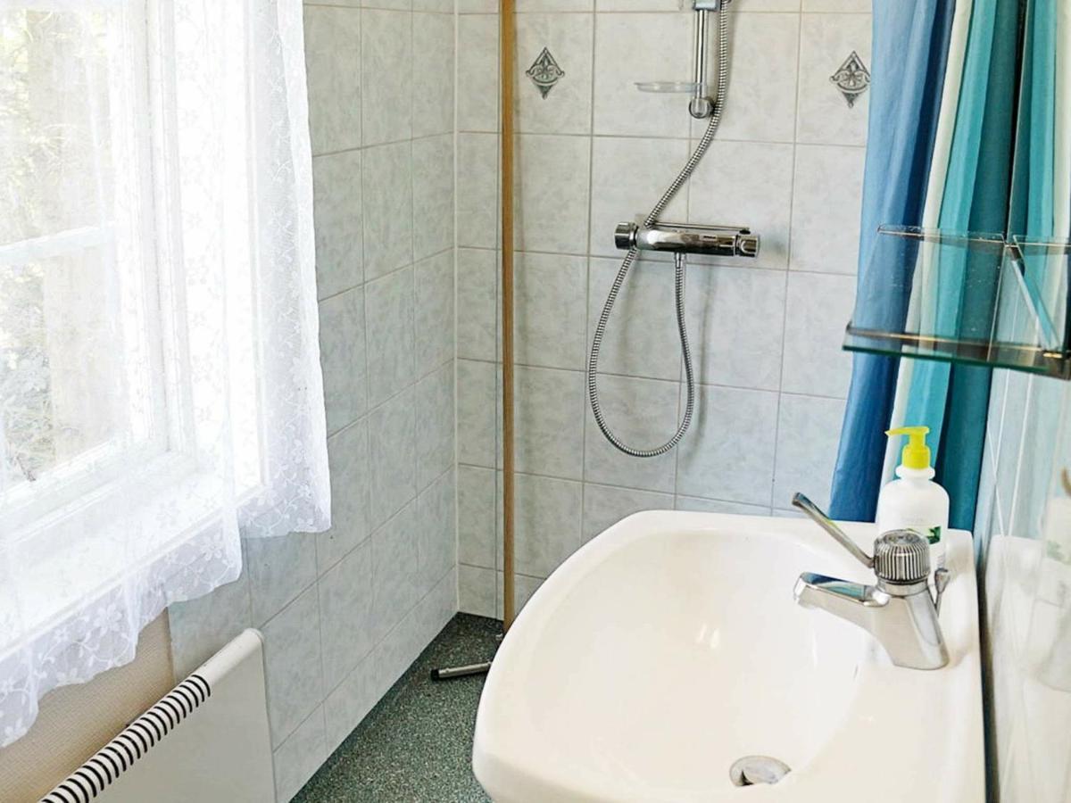 4 Person Holiday Home In Ankarsrum Hult  Exteriér fotografie
